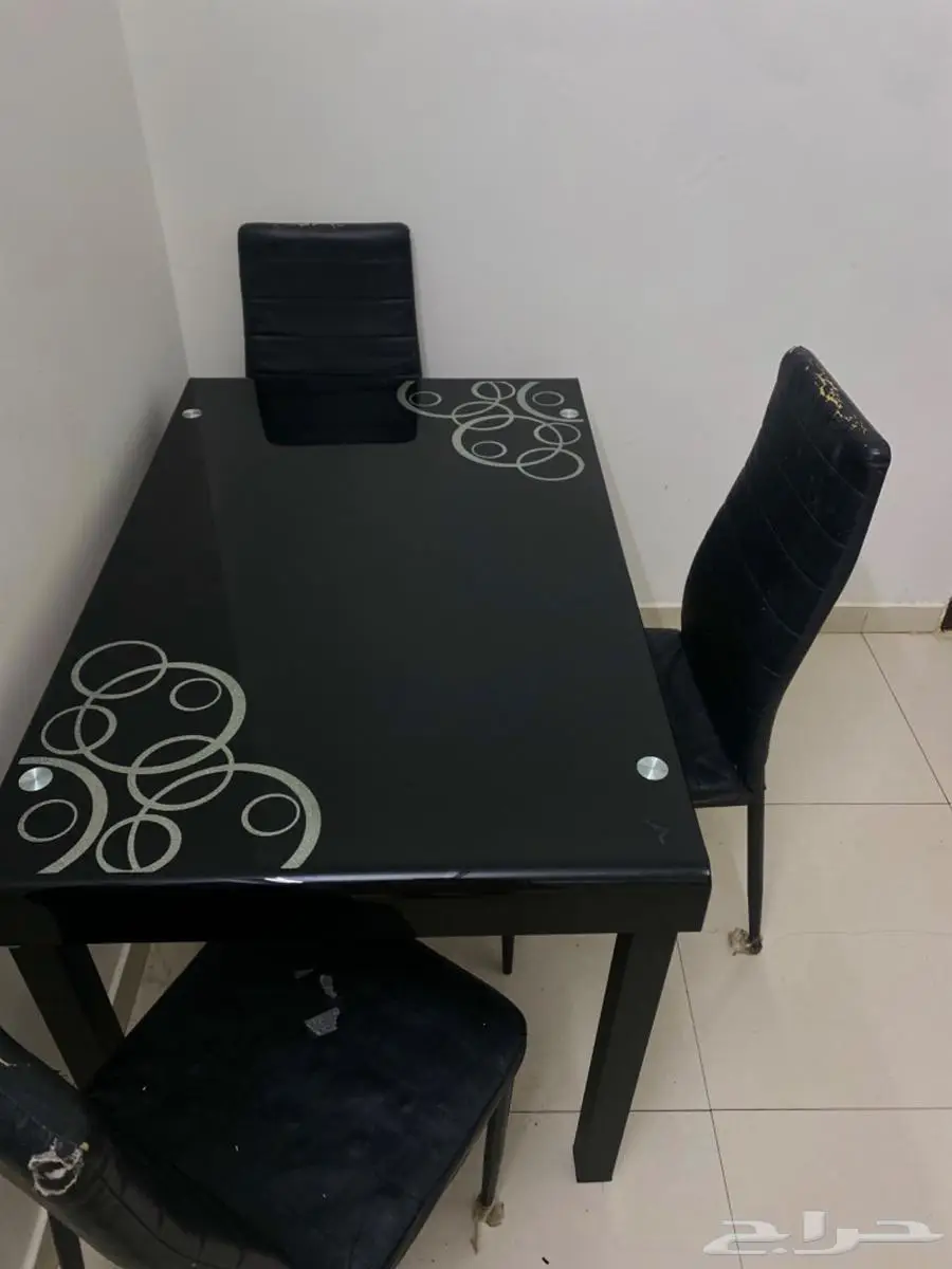 طاولة طعام 0
