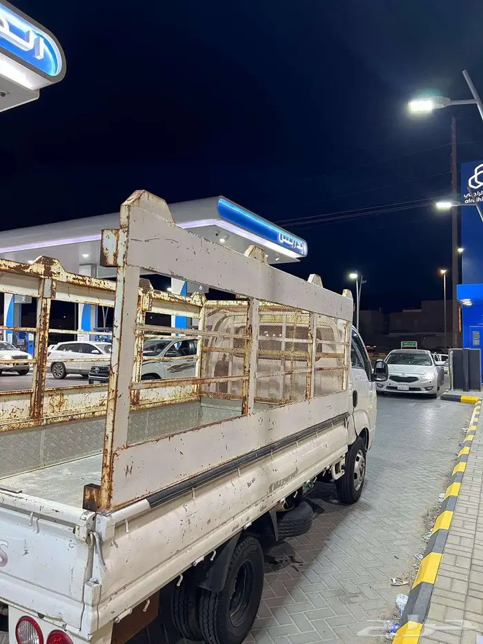 للبيع دينا كيا K4000 موديل 2012 ماشية اقل من 60الف على الفحص 4