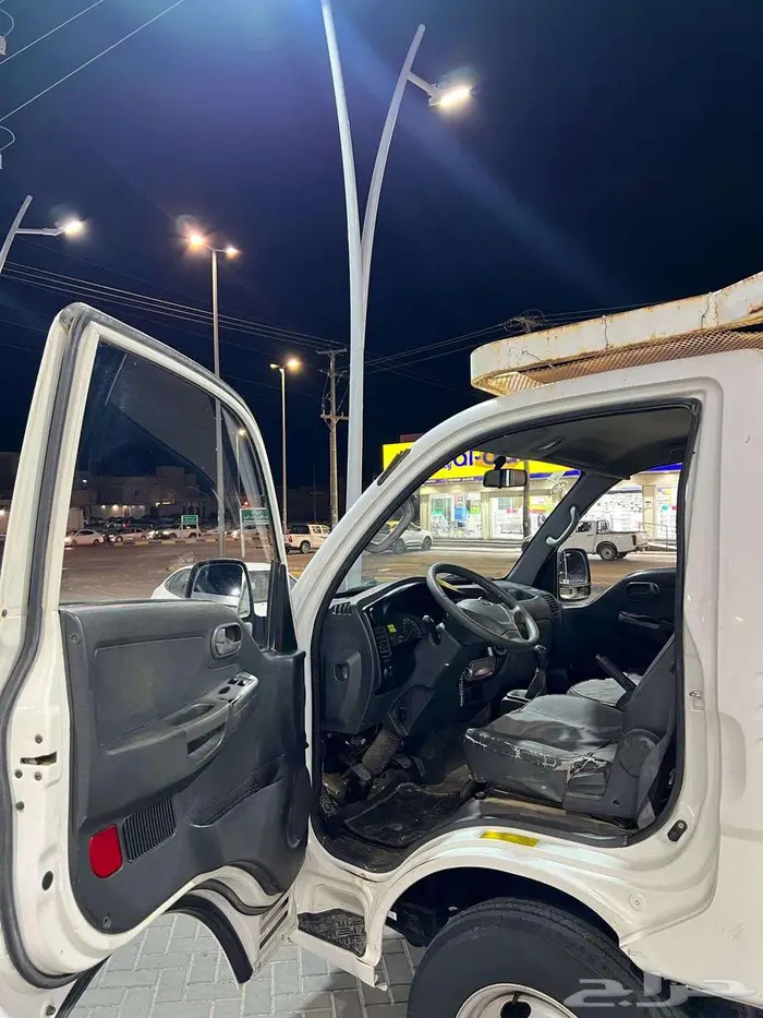 للبيع دينا كيا K4000 موديل 2012 ماشية اقل من 60الف على الفحص 2