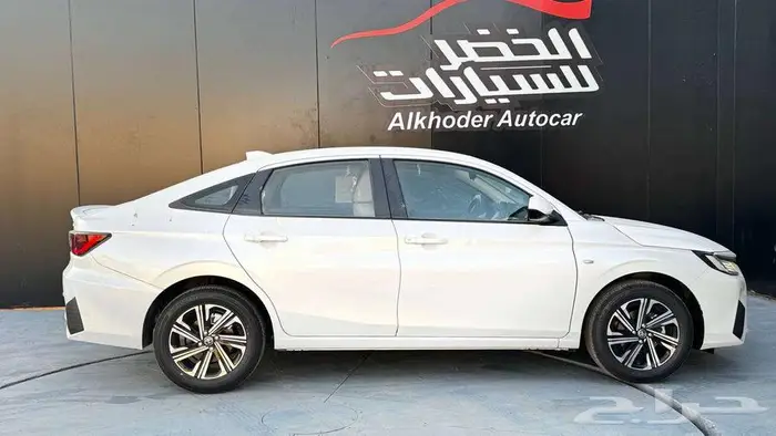 تويوتا يارس واي بلاس 2