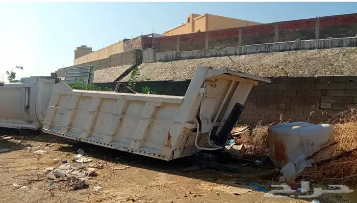 صناديق قلابات للبيع 1