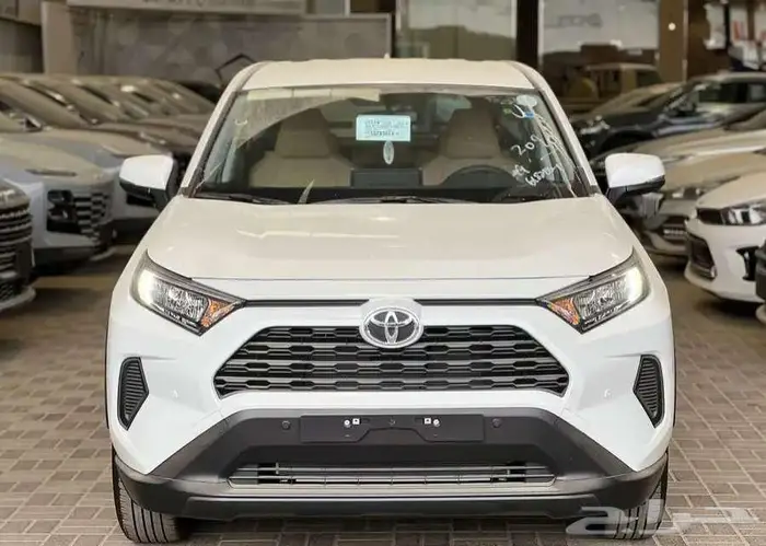 تويوتا راف فور LE بنزين دفع رباعي 2025 اصفار 11