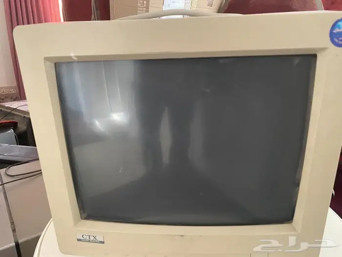 شاشة كمبيوتر قديمة 0