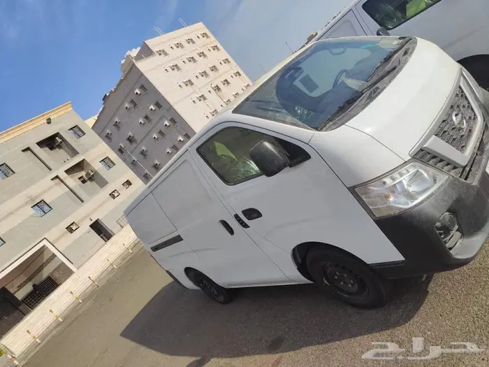 للايجار فانات لنقل البضاعه جاف مبرد 23