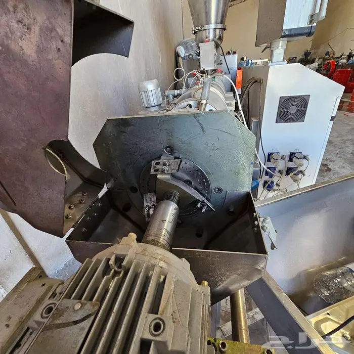 مكينة تحبيب و اعادة تدوير مواد pvc دبل سكروب 3