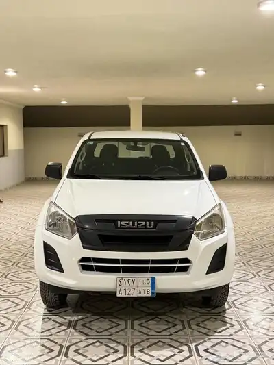 ايسيزو 2023 دبل ديزل ( تم الببع ) 2
