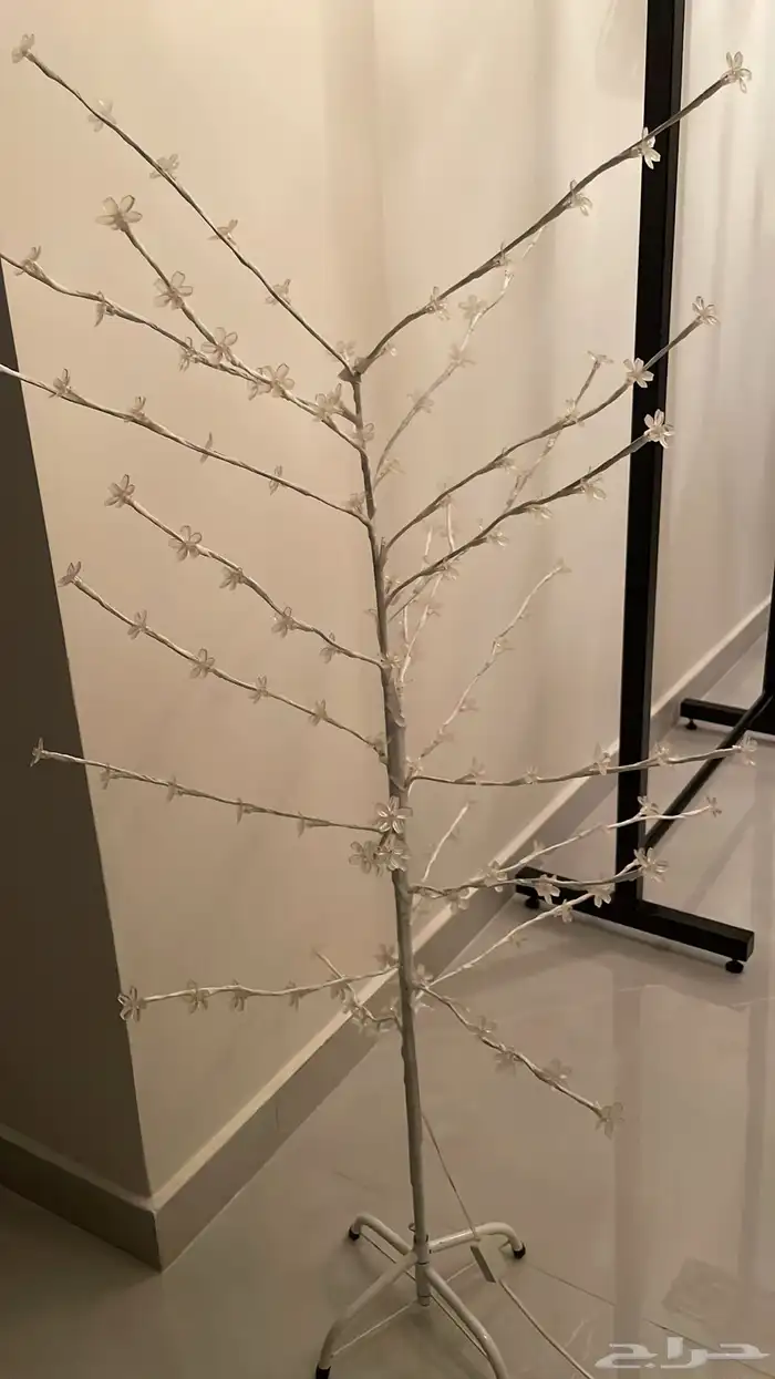 شجرة مضيئة 0