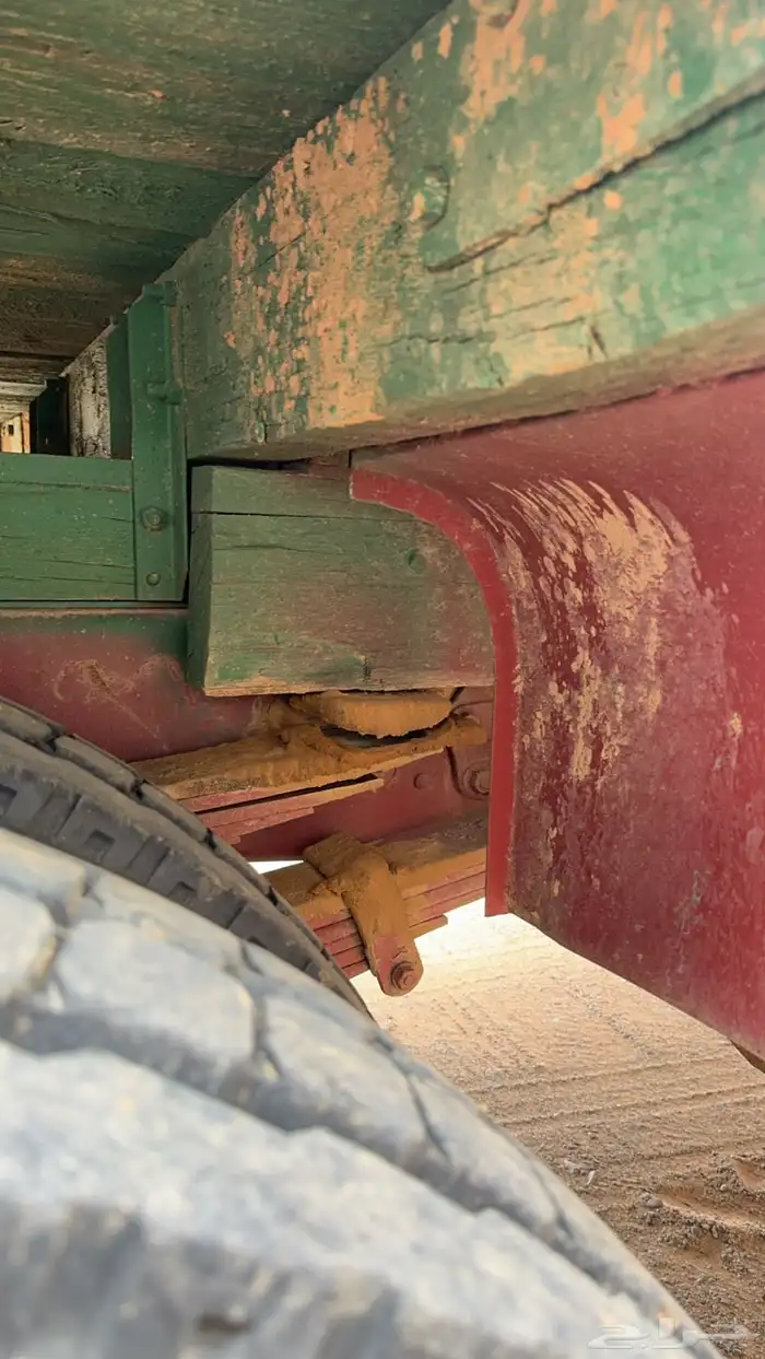 للبيع صندوق عايدي خشب 6