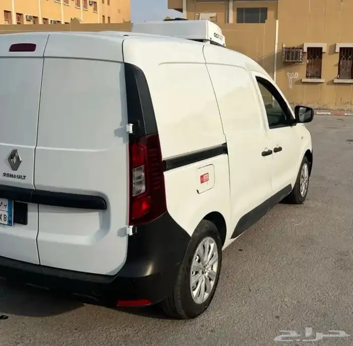 تأجير دوكرات مبرده و فانات بضاعه 2