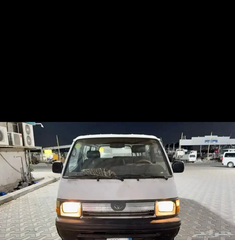 باص لنقل الطلاب والطالبات 0