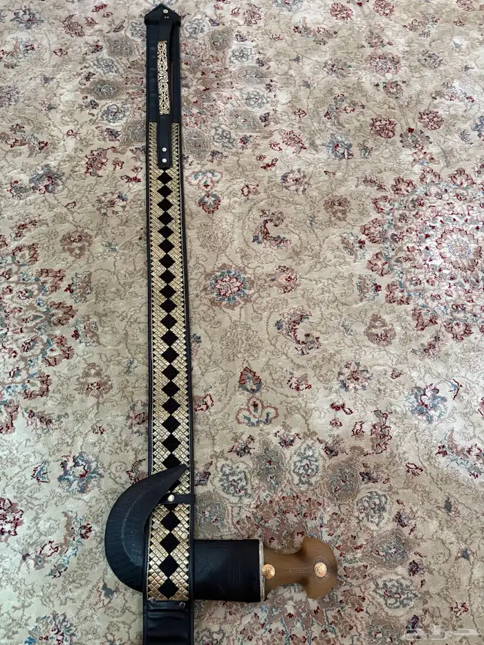 جنبية للبيع 2
