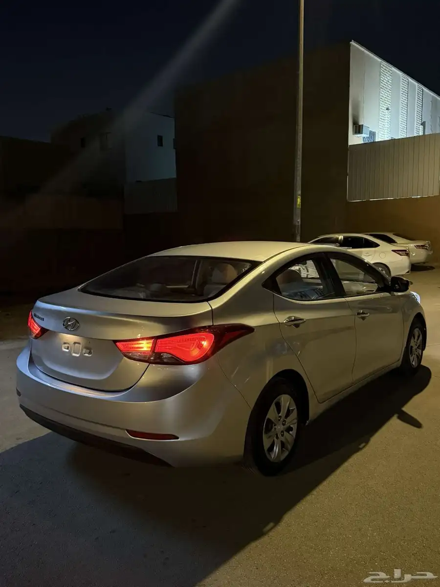 هونداي لنترا 2015 5