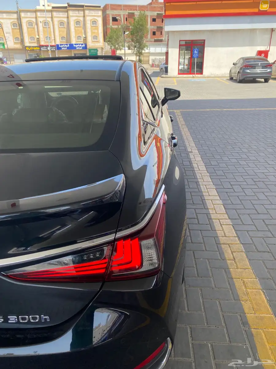 لكزس es300h 2020 0