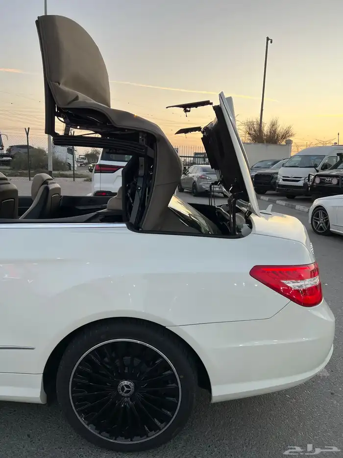 تم البيع تم البيع ميرسيدس E350 كشف كيت AMG اصلي مخزن 1