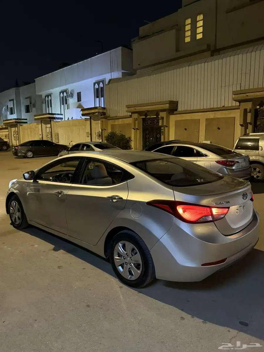 هونداي لنترا 2015 3