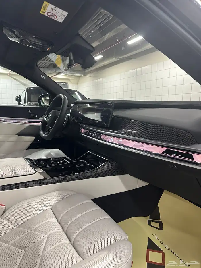 بي ام دبليو 735i 2025 M kit تم البيع 2