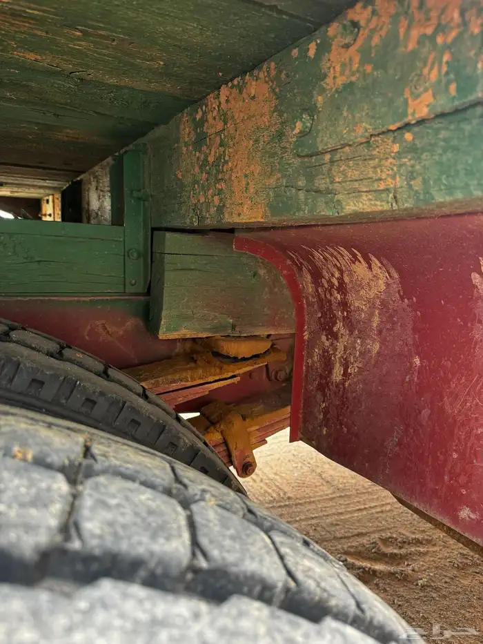 للبيع صندوق عايدي خشب 5