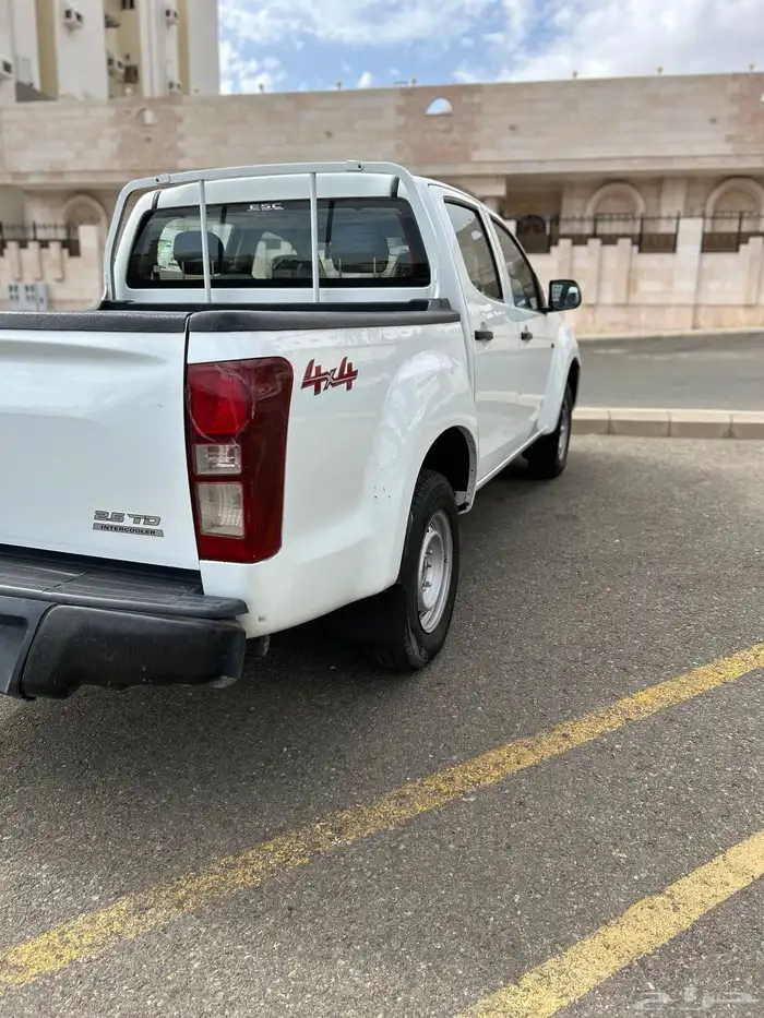 للبيع ايسوزو ديزل غمارتين 2020 دبل 3