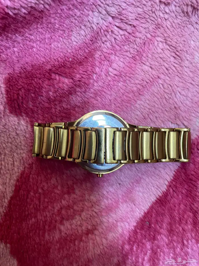 ساعه RADO على السوم 1