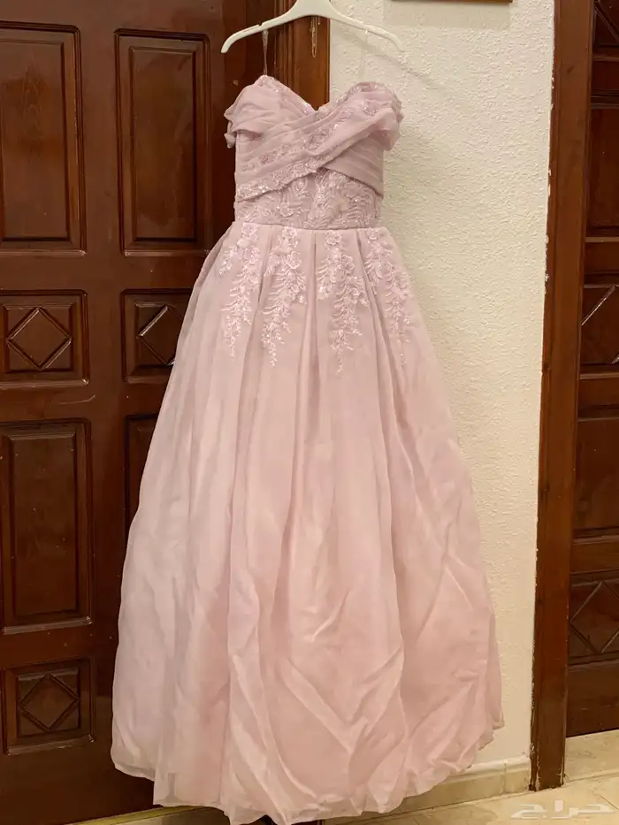 فساتين 1