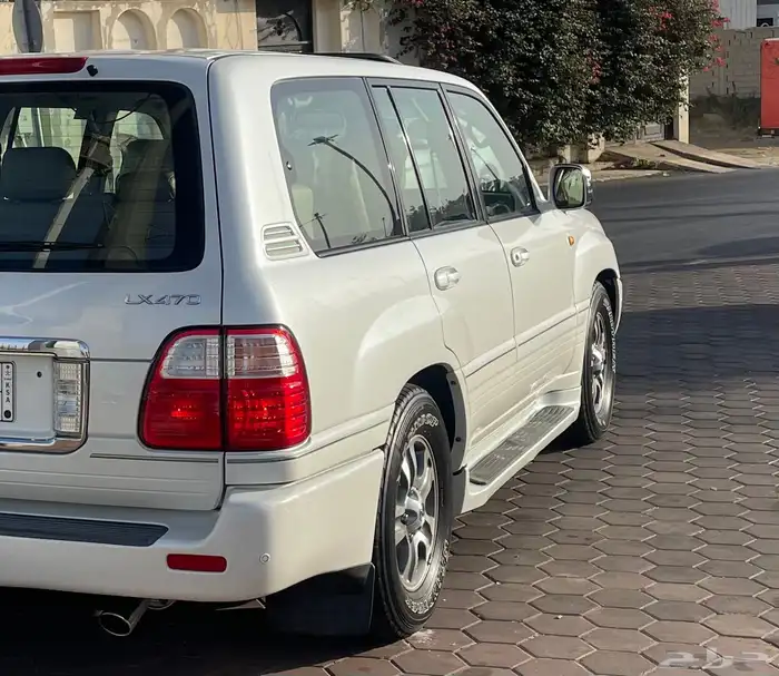 جيب لكزس LX470 موديل 2005 2