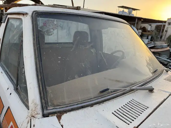 داتسون 83 للبيع بالخرج حدي 6000 ريال وارحب يبعدي 6
