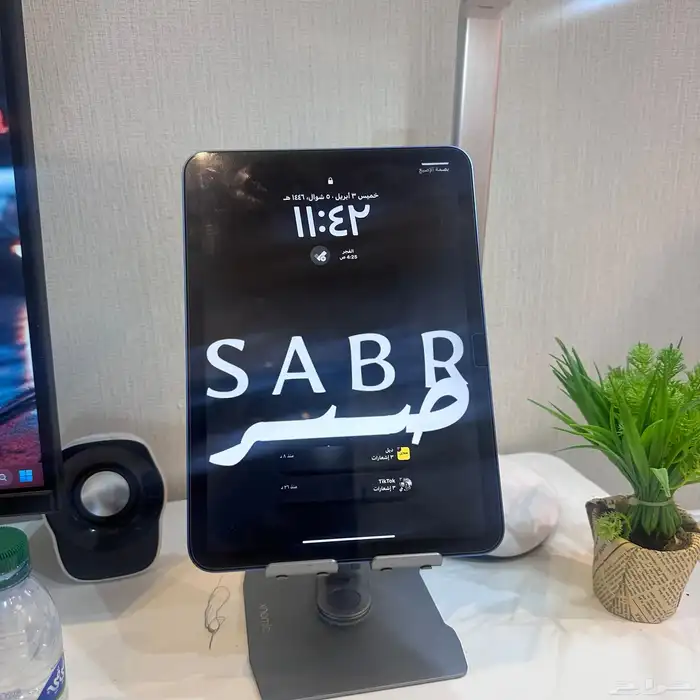 للبيع ايباد الجيل العاشر 256 0