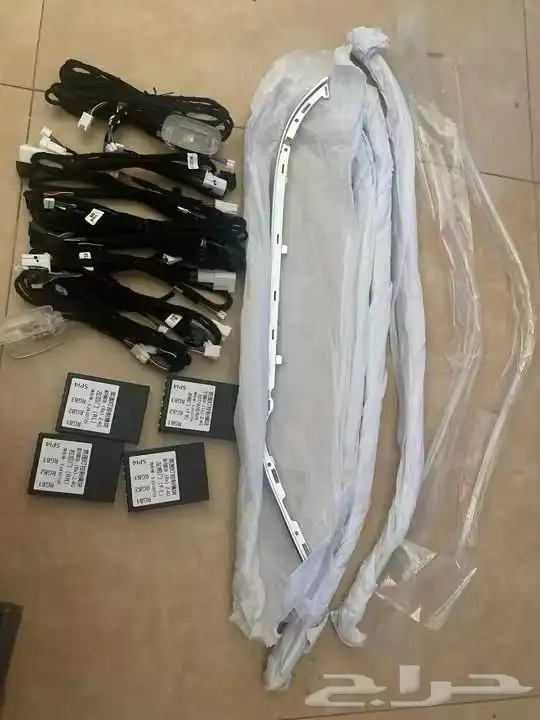 ليد داخلي مرسيدس c-class 2014 -2021 9