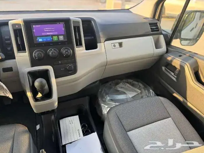 تويوتا باص هايس موديل 2025 ديزل ركاب 3