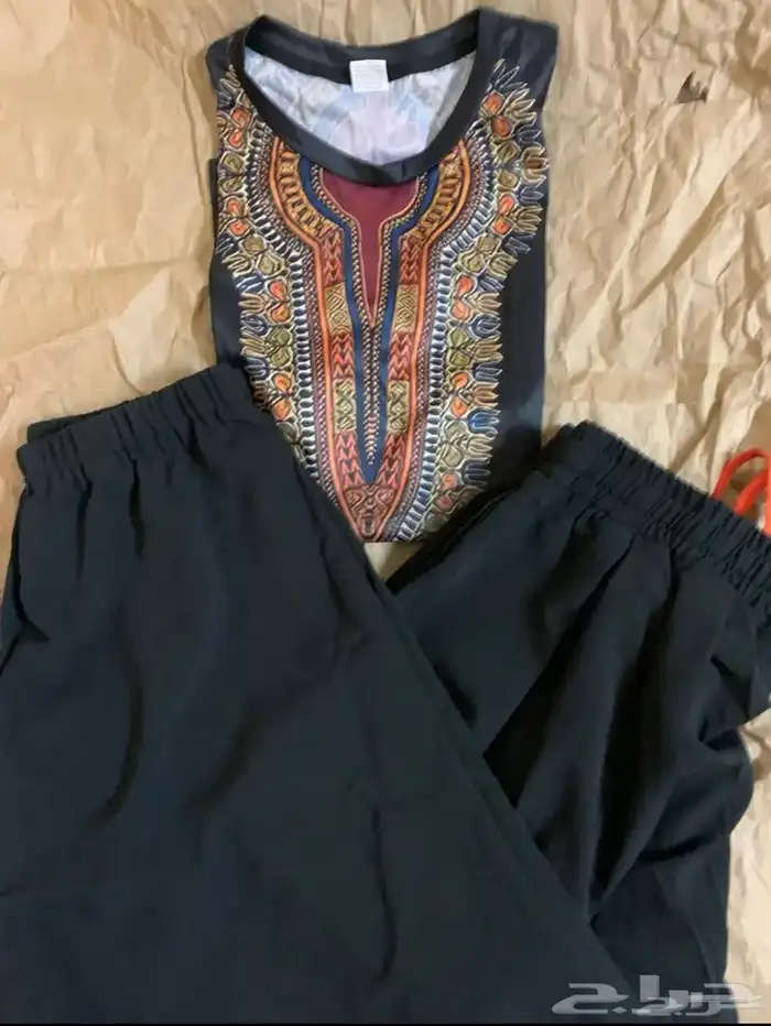 ثياب تفصيل من لي رويال وملابس استعمال بسيط 32