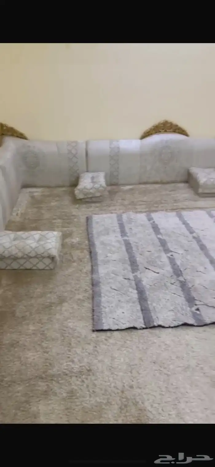 مجلس وزولية 4  4 نظيفة البيع 1