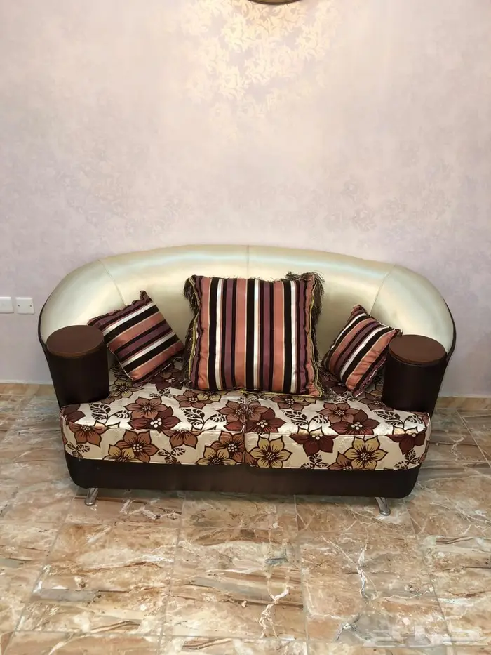 كنب مستعمل نظيييف شرط 3