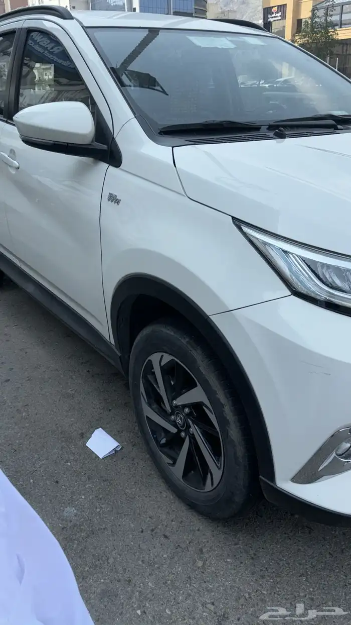 سايق توصيل مشوار بمكة حي البحيرات 2023 0