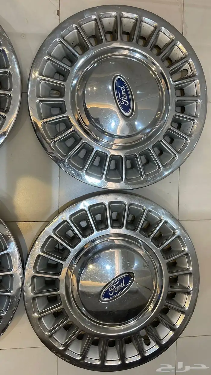 طيس فورد بوليسي 15 انش 1