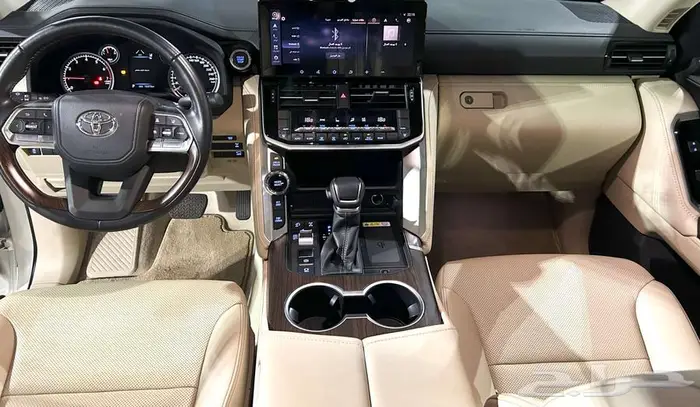 تويوتا لاندكروزر ( GXR ) 2024 11