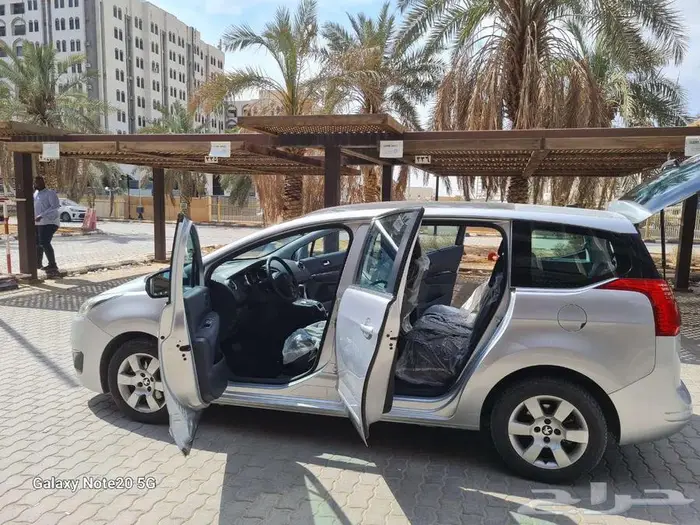 بيجو 5008 موديل 2015 ممشي 5000 اوتوماتيك 11