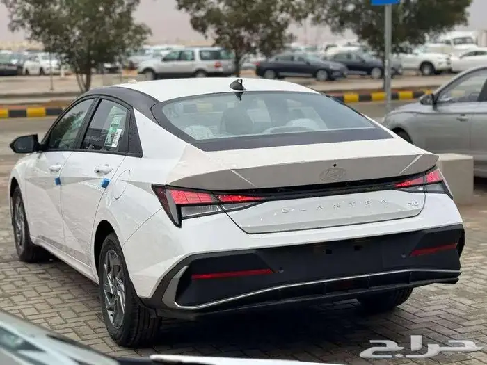 هونداي النترا سمارت 2025 بالتقسيط 8