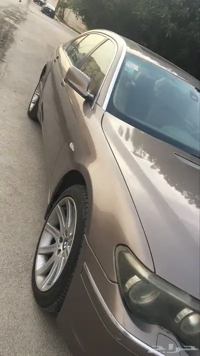 بي ام دبليو 735E 2004 2