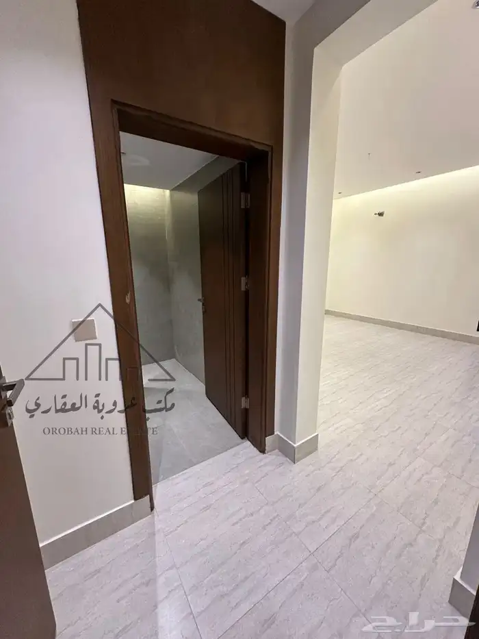 للبيع فيلا روف ارضي حي المروج 16
