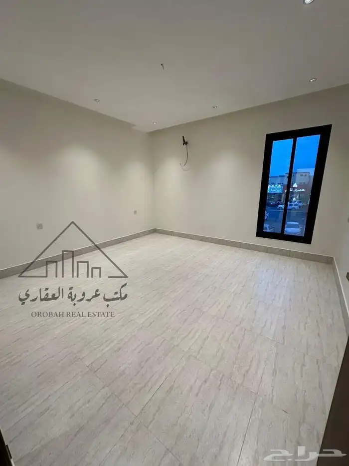 فيلا روف ارضي للبيع حي المروج 14