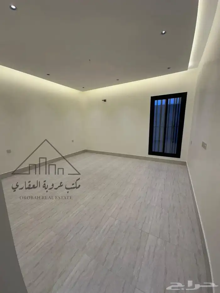 للبيع فيلا روف ارضي حي المروج 12