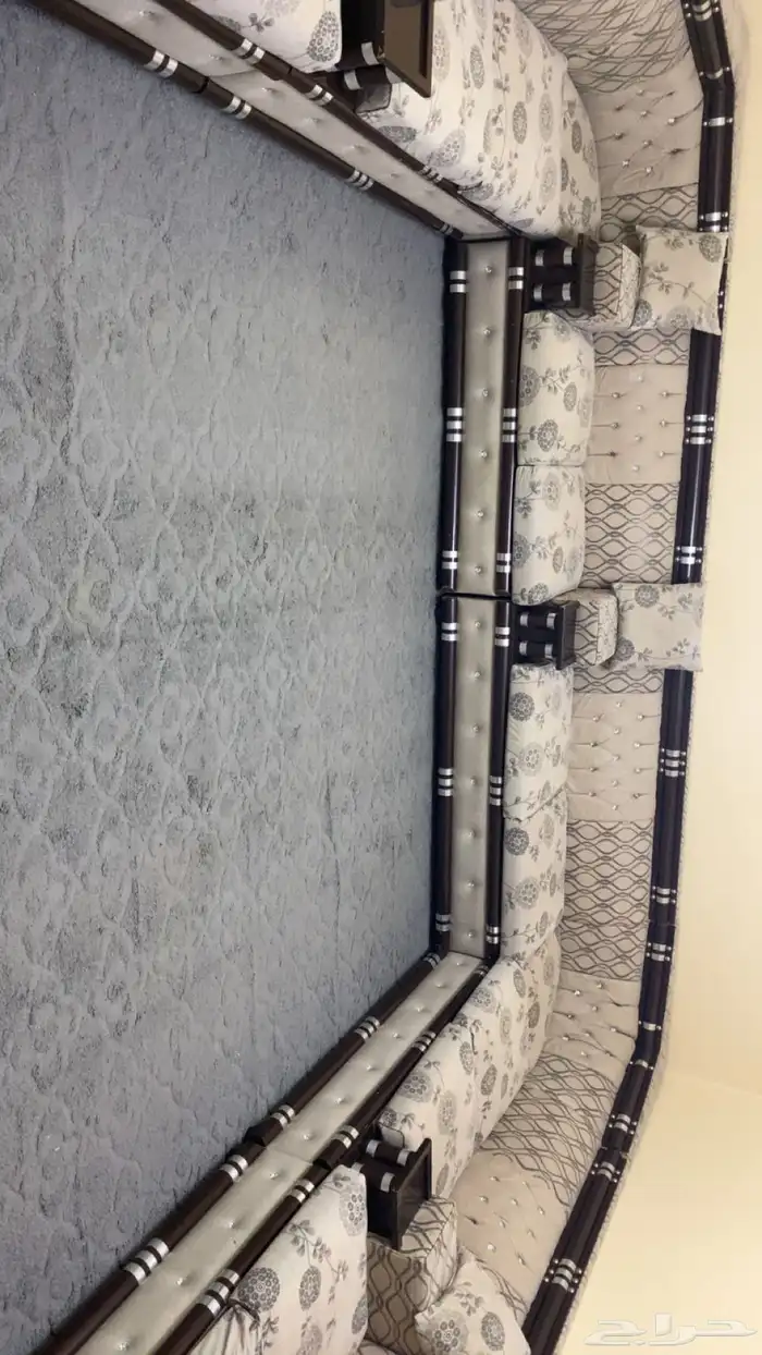 عفش بيت متفرقات للبيع 1