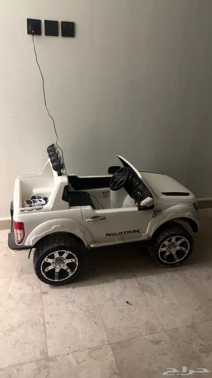 سيارة اطفال محركين 1