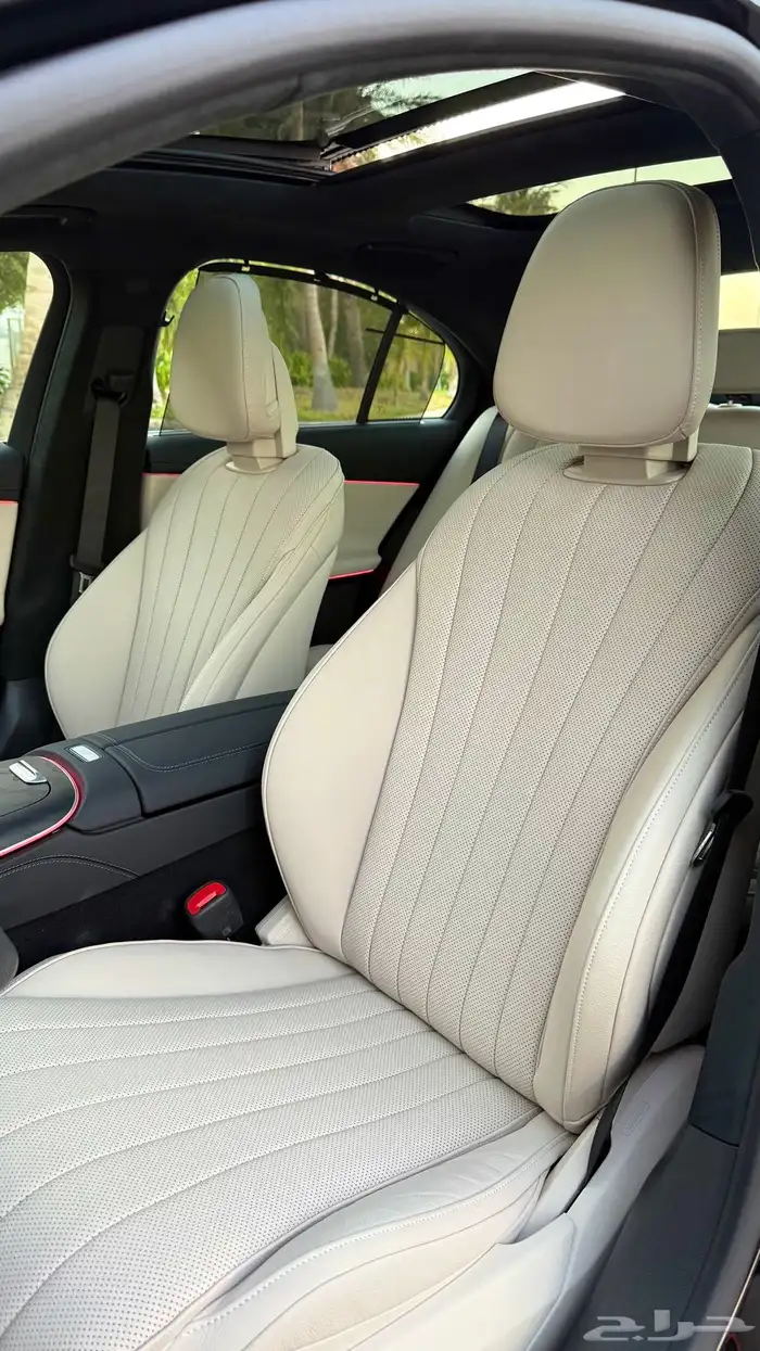 Mercedes E200 2025 جديد 17