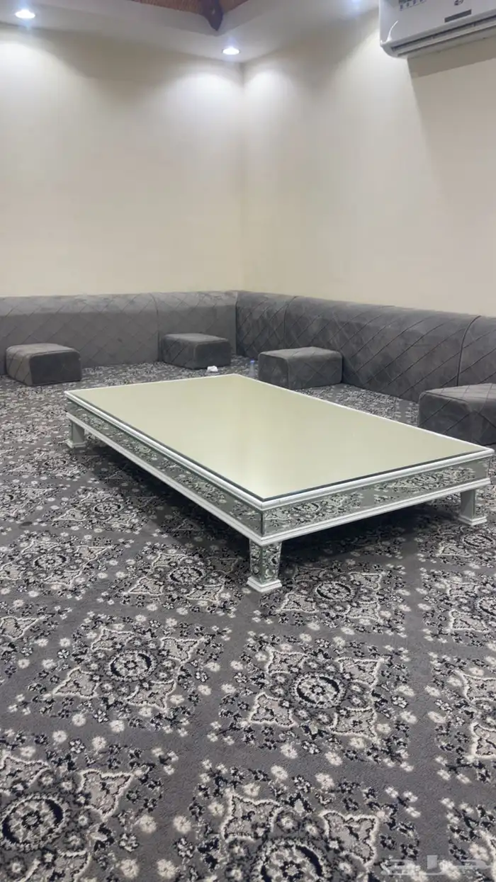 طاوله قزاز 0