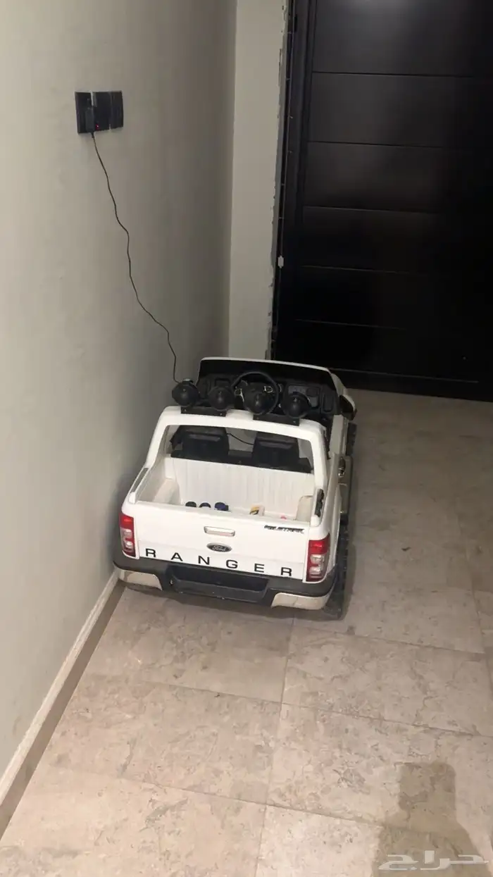 سيارة اطفال محركين 0