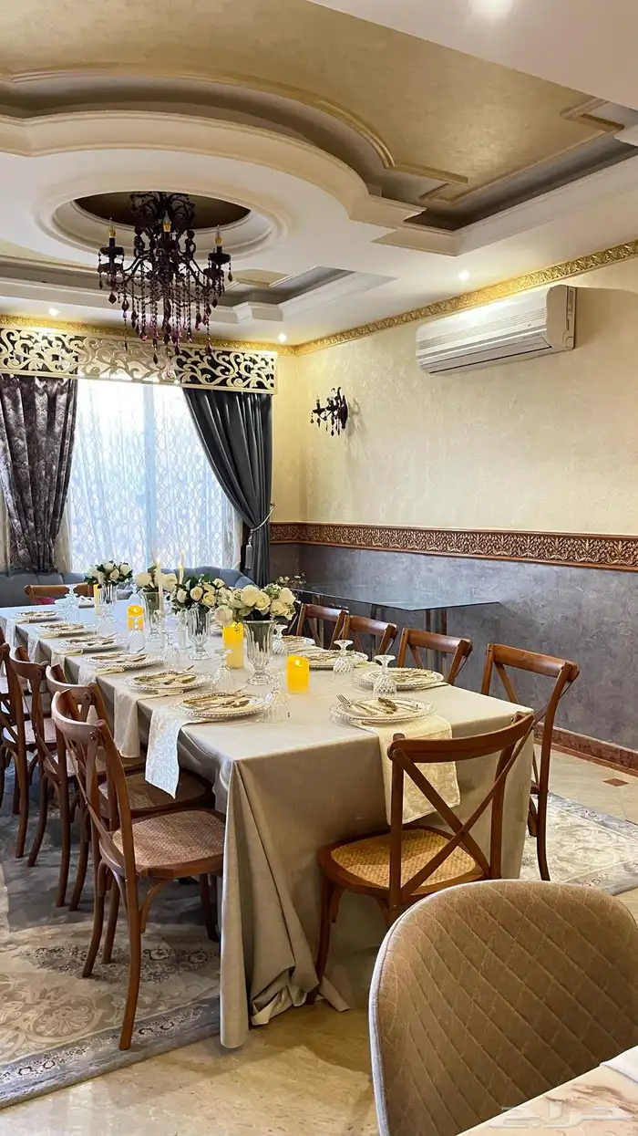 طاولات طعام vip 6