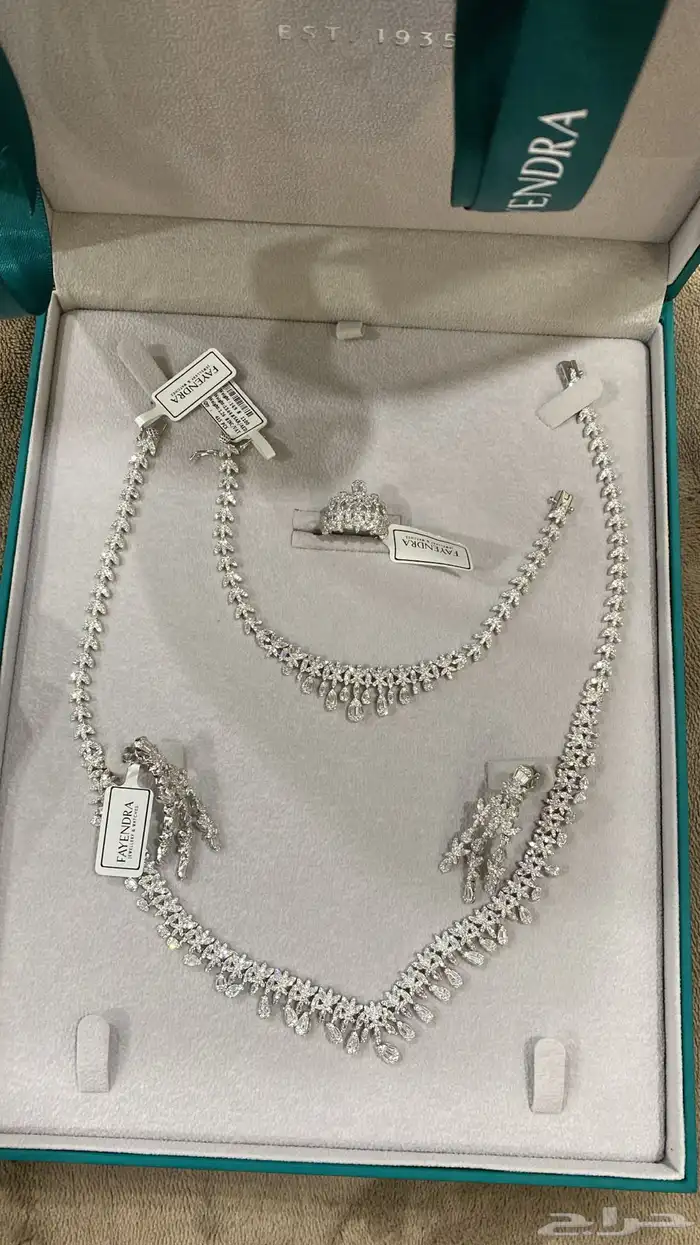طقم فضه خالص عيار925 مطلي روديوم مرصع فص ابيض نسائي 1