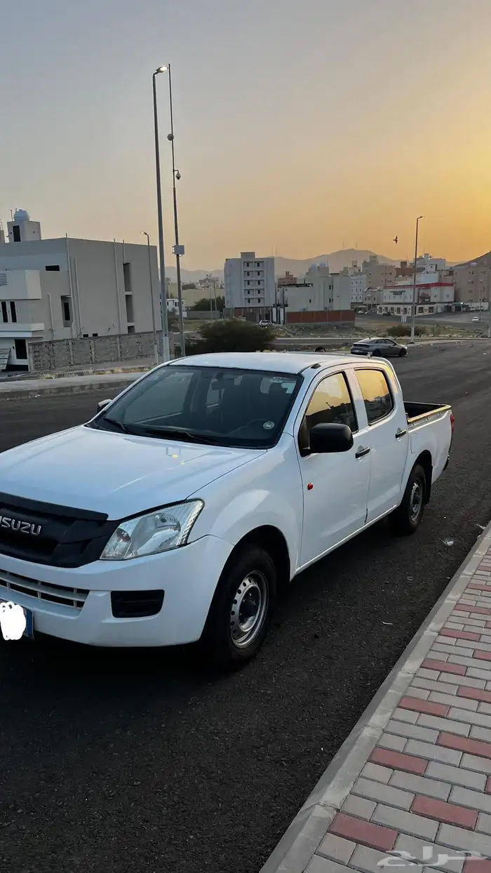 ايسزوز ديماكس استاندر مكينه 2.5 بدي بلد نظيف 7