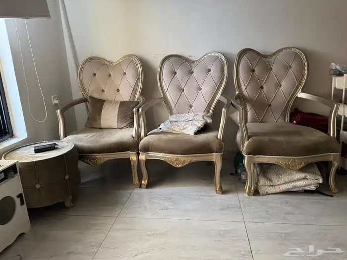 3 ارائك فرديه بحاله جيده (كنب بيج) 2